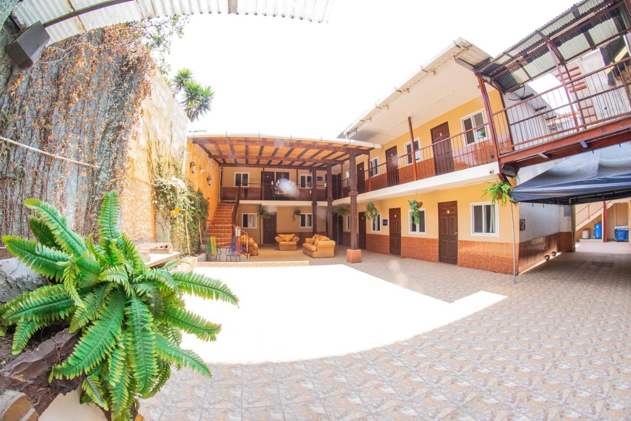 Euro Hostal Guatemala Dış mekan fotoğraf