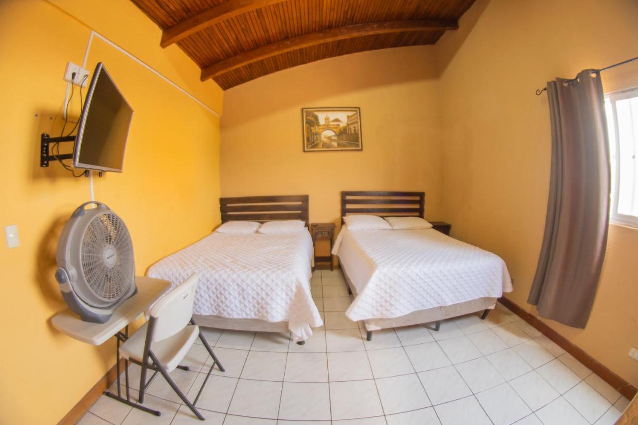 Euro Hostal Guatemala Dış mekan fotoğraf